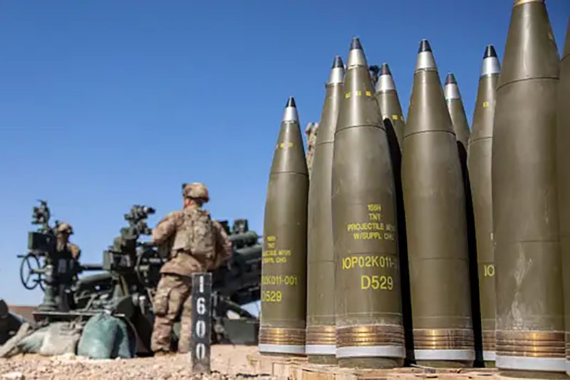155mm artillery rounds