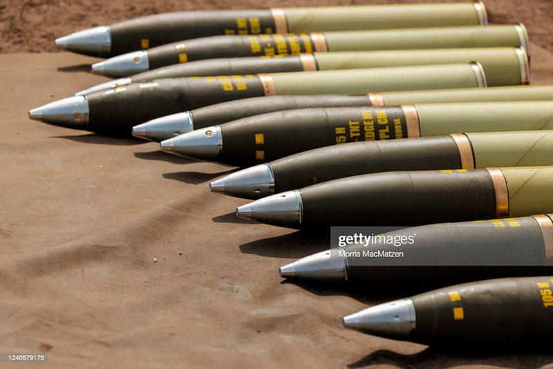 105mm artillery rounds
