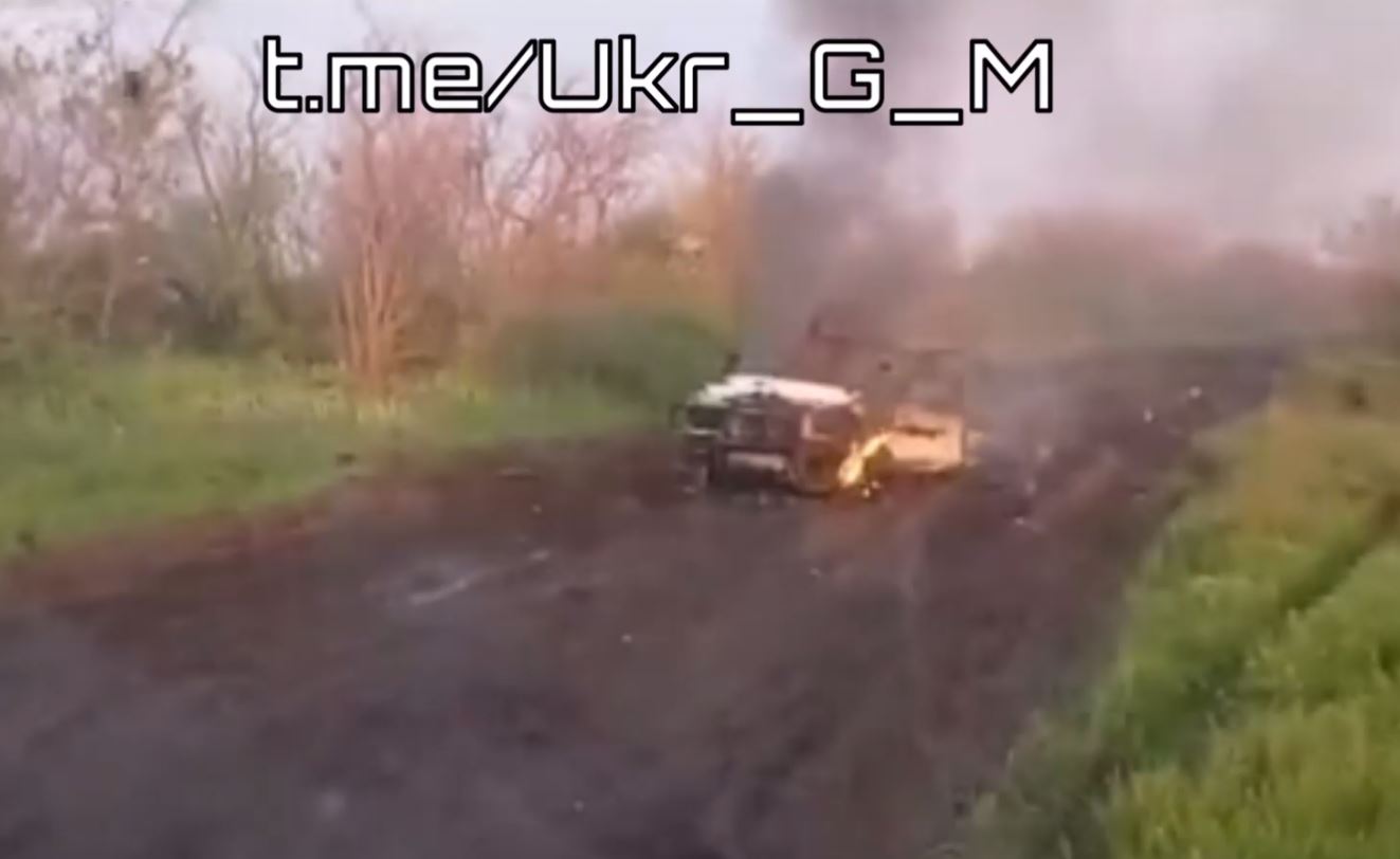 (AWD) ?